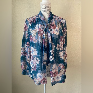 🇺🇸‎ ILGWU vintage ladies green floral overshirt